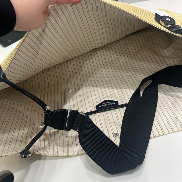 Maison Margiela embossed logo-patch raffia tote Beach Bag! Brand New w tags! - Picture 5 of 14